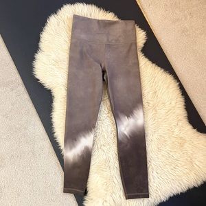 Athleta Elation Watercolor Stripe 7/8 Tight